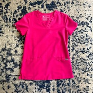 Shocking pink Figs casma scrub top xxs